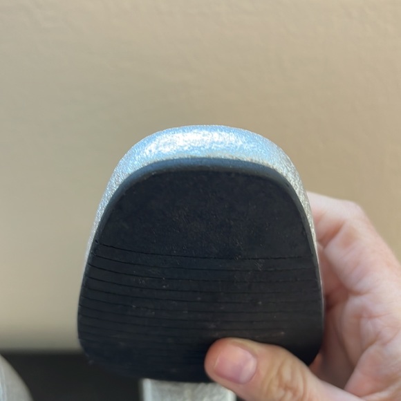 Carel Kina - Picture 13 of 15